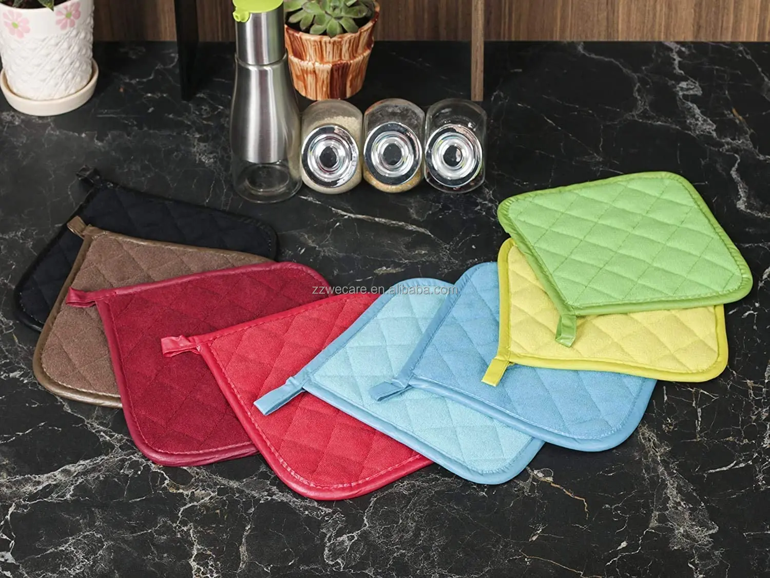 Multipurpose Heat Resistant Kitchen Cooking Baking Accessories Square Hot Pads Table Place Mat Pot Holders