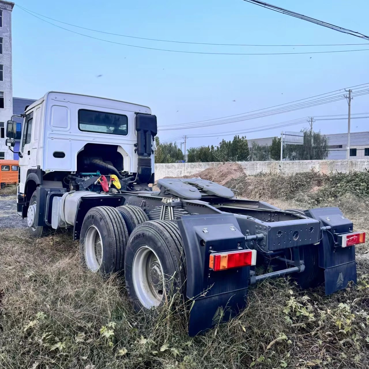 HOWO 6x4 грузовик Cummins дизельное топливо правое рулевое управление новый трактор с механической коробкой передач Euro 3