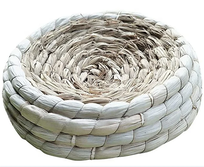 Кролики из соломы