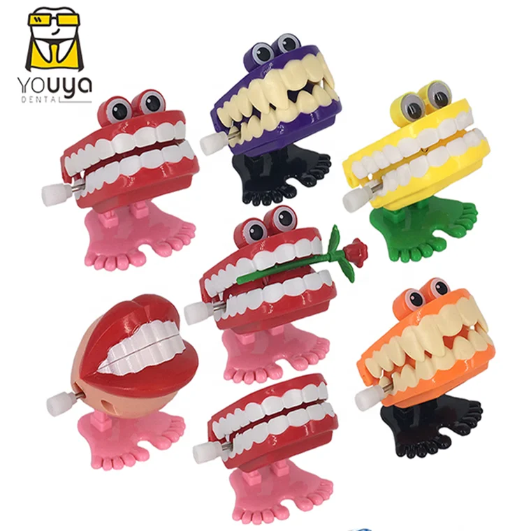 Chattering Dental Wind Up Toy Walking Teeth Practical Joke Toys