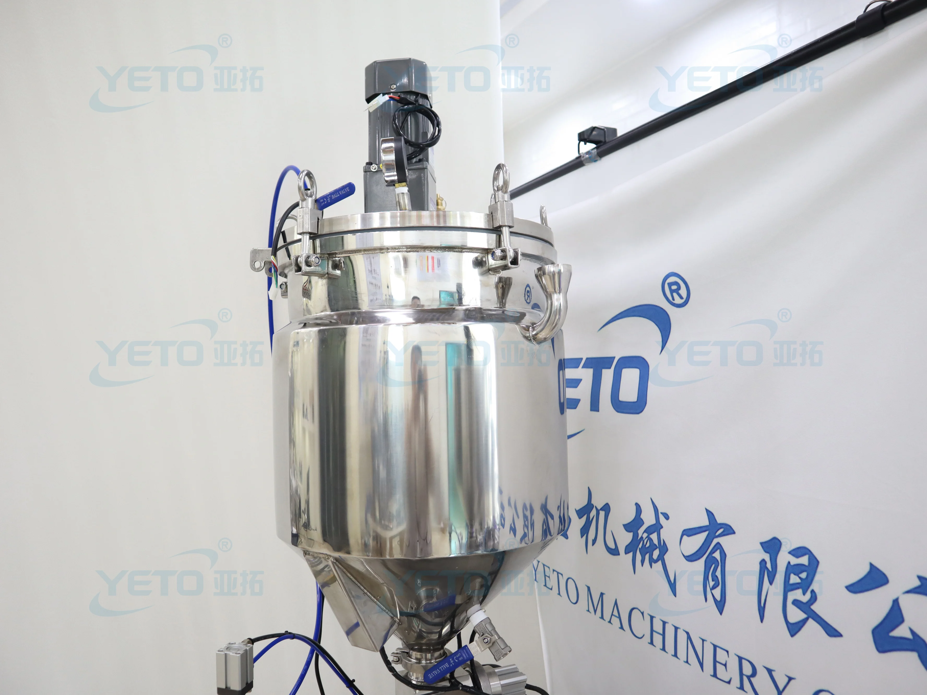 Ceramic Plunger Pump Semi Automatic Cosmetic Face Cream Filler Essence Mascara Concealer Lip Gloss Lotion Paste Filling Machine