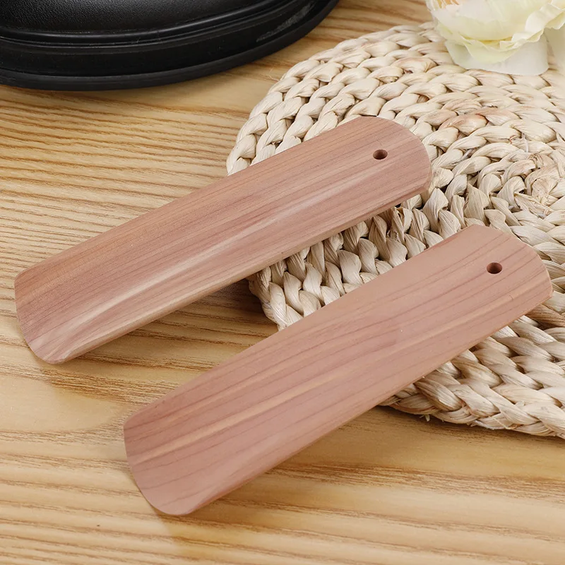 100% Nature Red Cedar Custom Shoe Horn Lazy Shoe Helper Portable Shoe Lifter