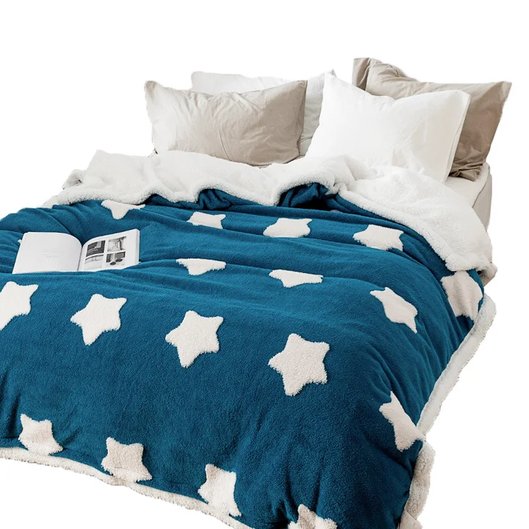 
manufacturer 100%polyester various styles designer foldable waterproof jacquard blanket 