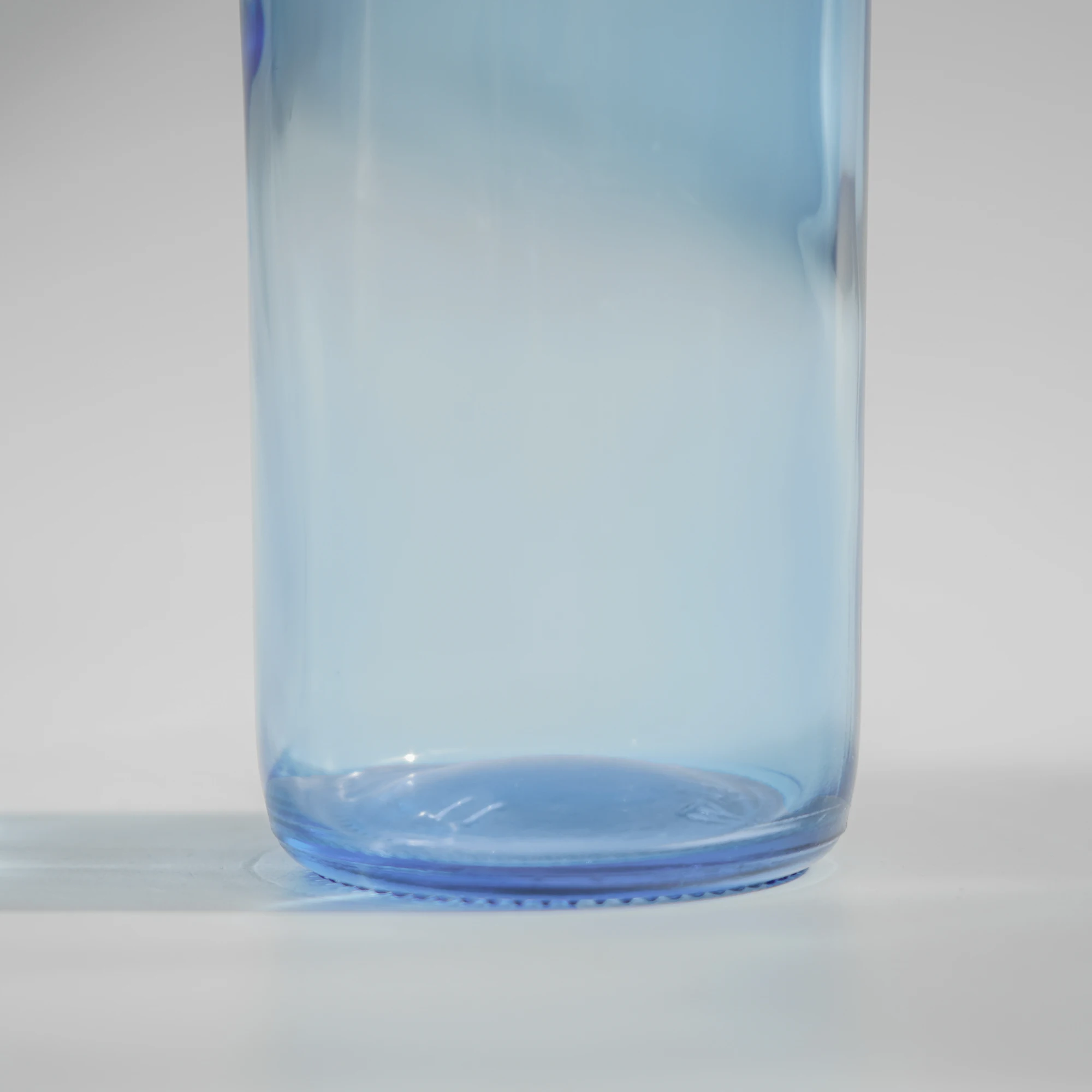 700ml screw beverage vodka whisky jean drink brandy carbonated drink champagne transparent light blue glass bottle