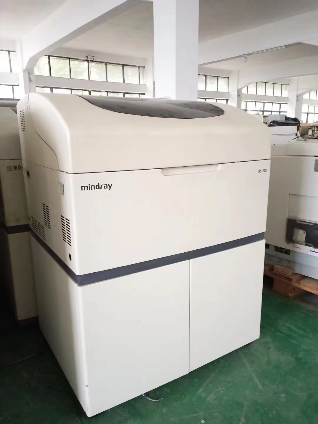 mindray used chemistry analyzer BS-200 or BS200 /bs220 BS 230 BS 240 BS 280 fully automatic blood chemistry analyzer