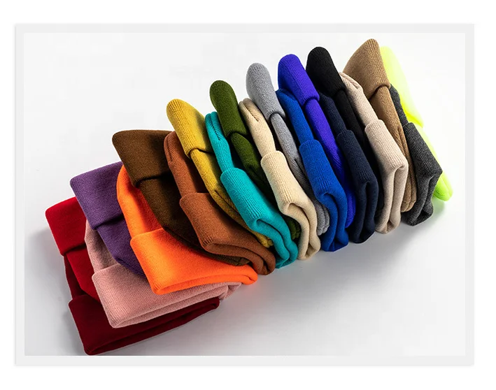 Wholesale Fashion Blank Multi-color Unisex Knit Custom Logo Solid Color Winter Warm Knit Hat