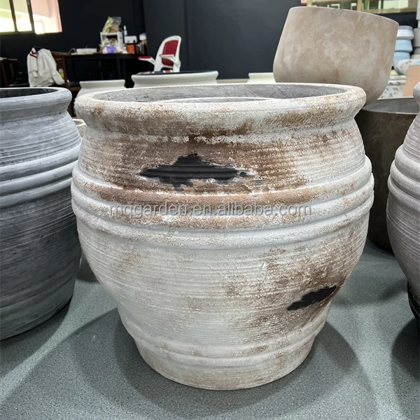 Antique Rusty Sphere Garden Pot Large Planters For Outdoor Plants,Cusome Color Size Fiberglass Planter