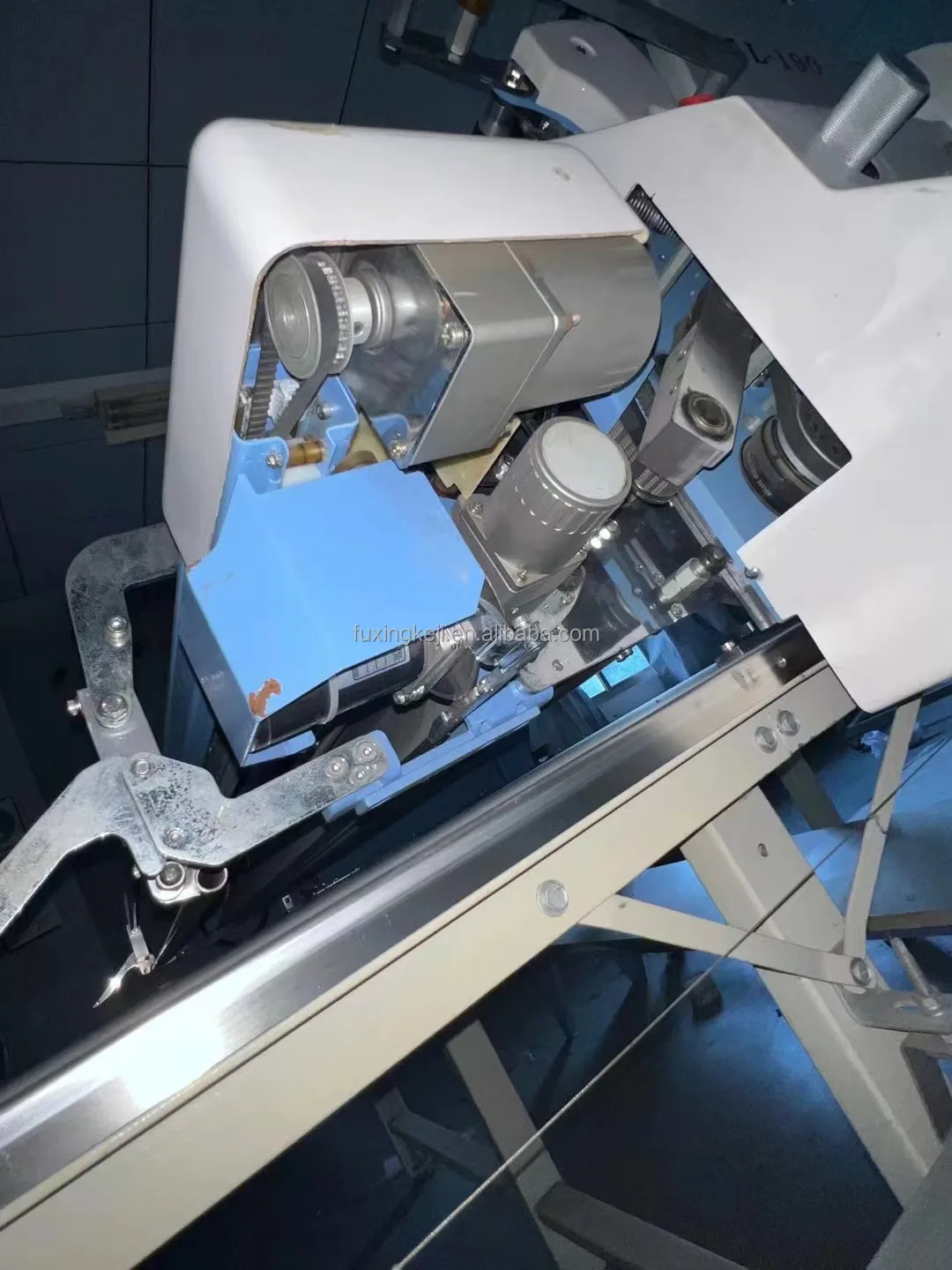 High quality Automatic Material Spreading Machine For Apparel Fabric Spreader Cloth garment industrial machine