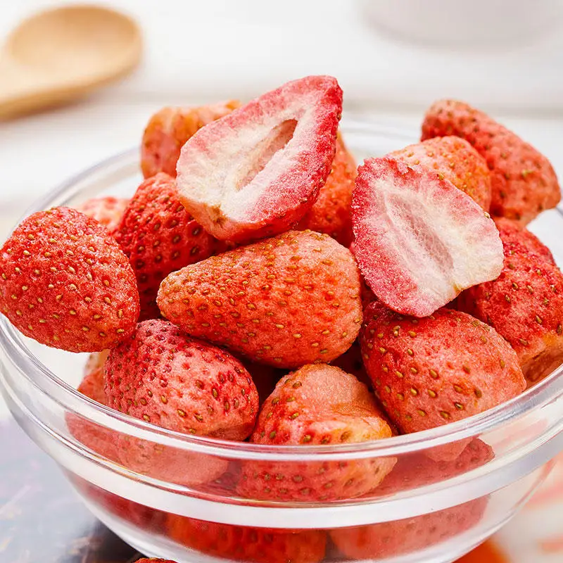 Top-Level Bulk Sliced Freeze-Dried Strawberries FD Strawberry Dices in Vacuum Packed Water Preservation Process