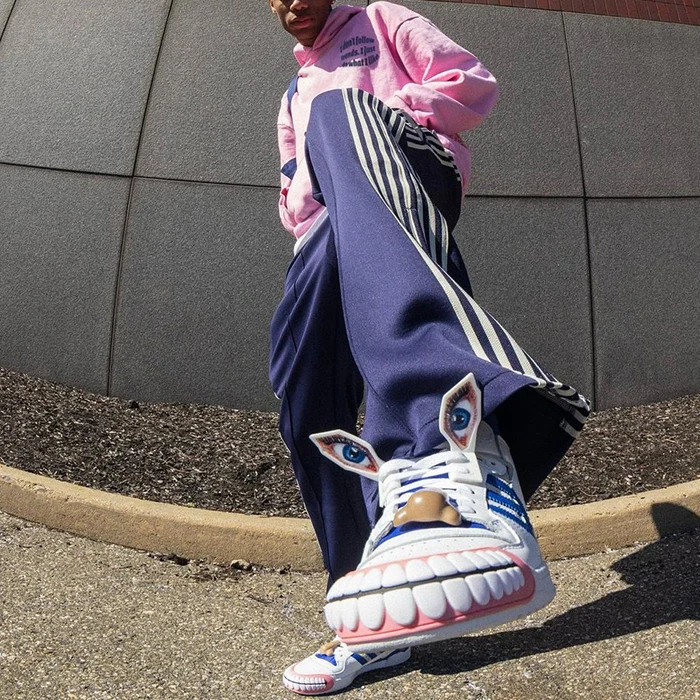 HuiLi new design side striped straight leg sewatpants men oversized baggy track pants loose fit unisex wide leg flared joggers