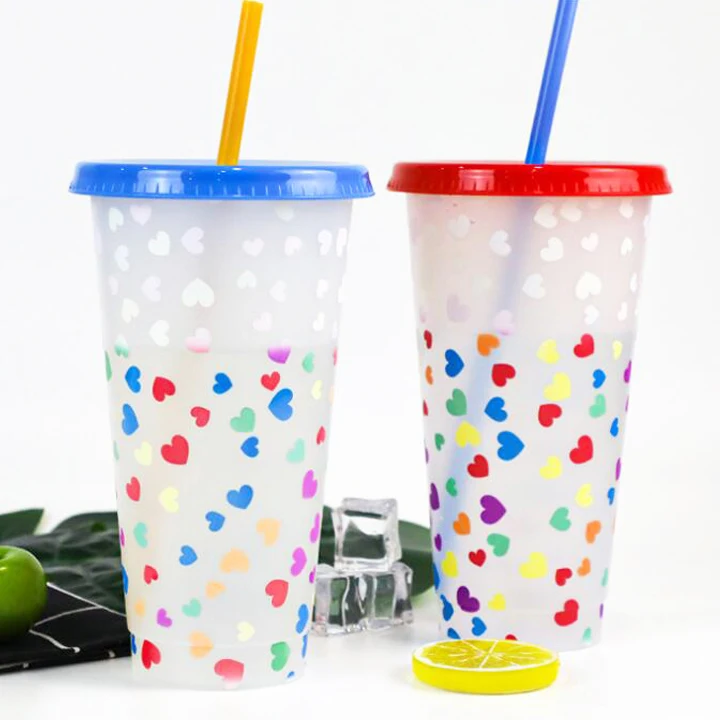 P010 color changing tumbler with straw heart color changing plastic cup that changes color