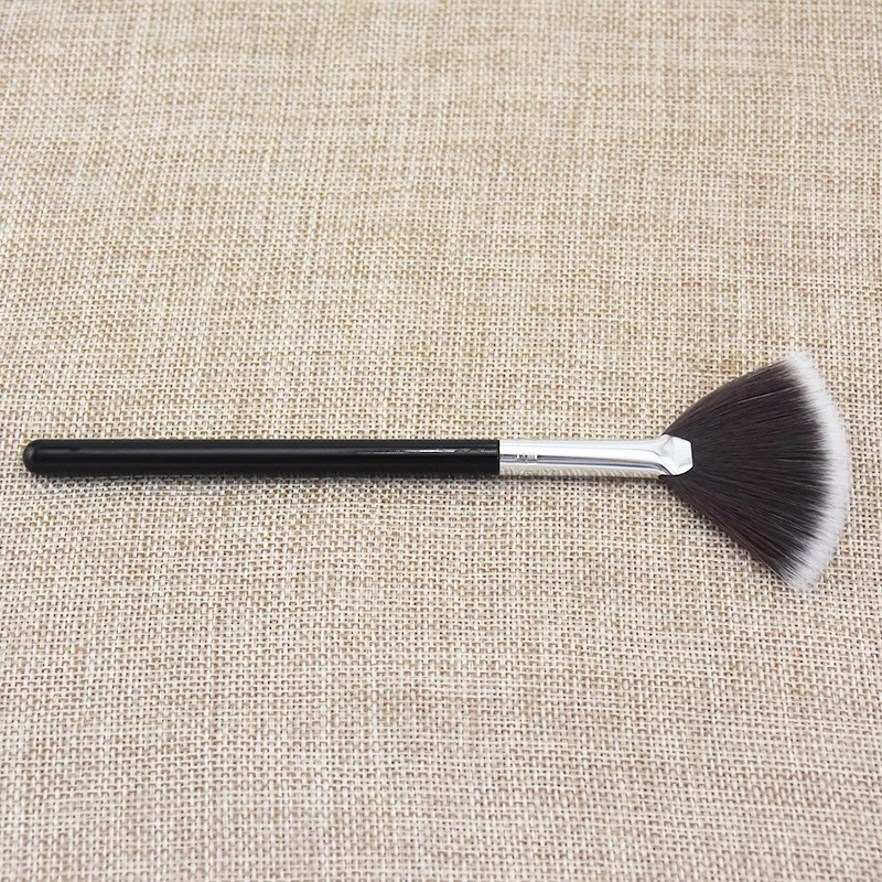 New single long handle fiber hair makeup brush US own brand fan paint beauty makeup tool