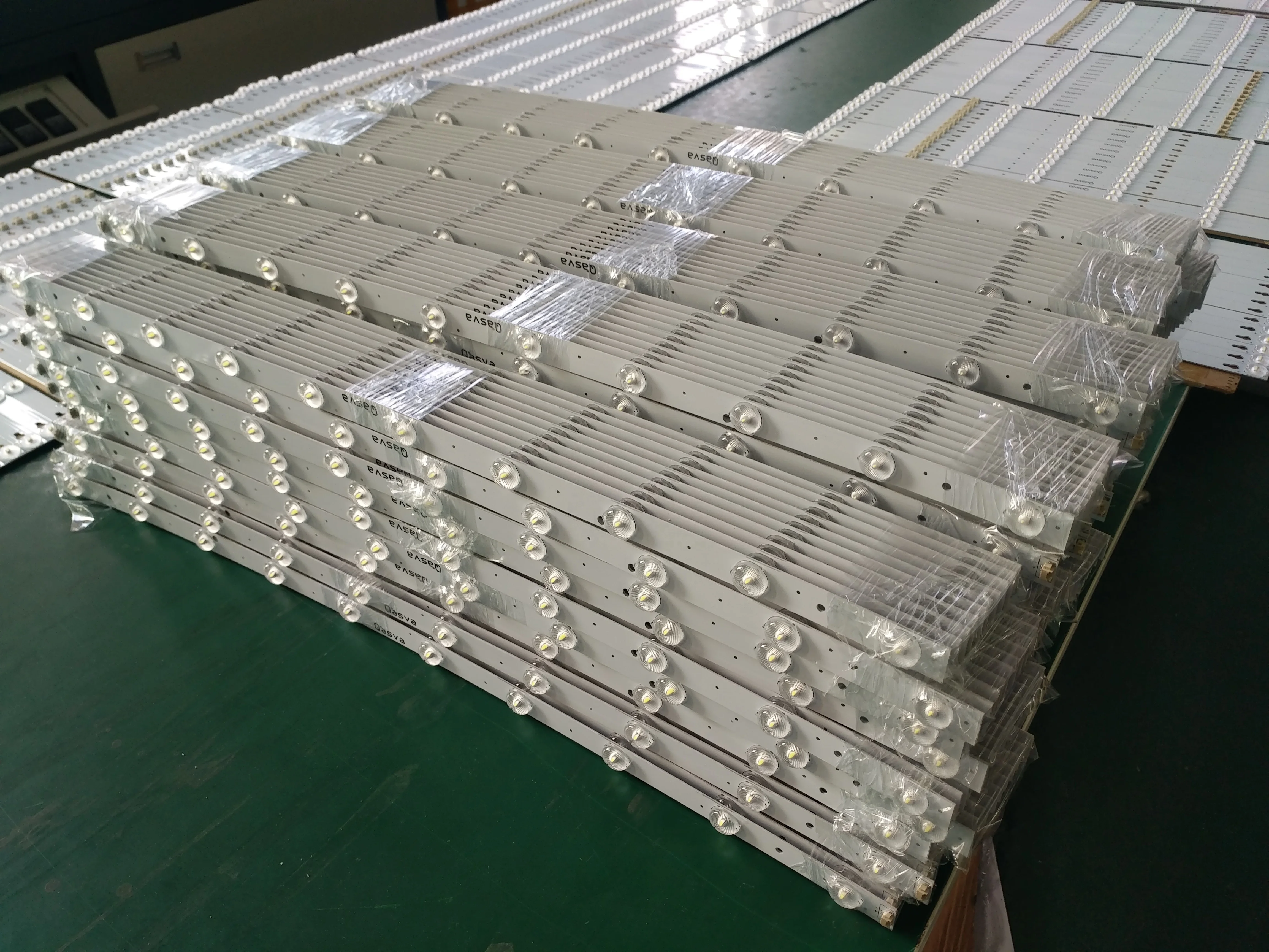 Высококачественная светодиодная подсветка для телевизора постоянного тока 6 в 826 мм 12 светодиодов