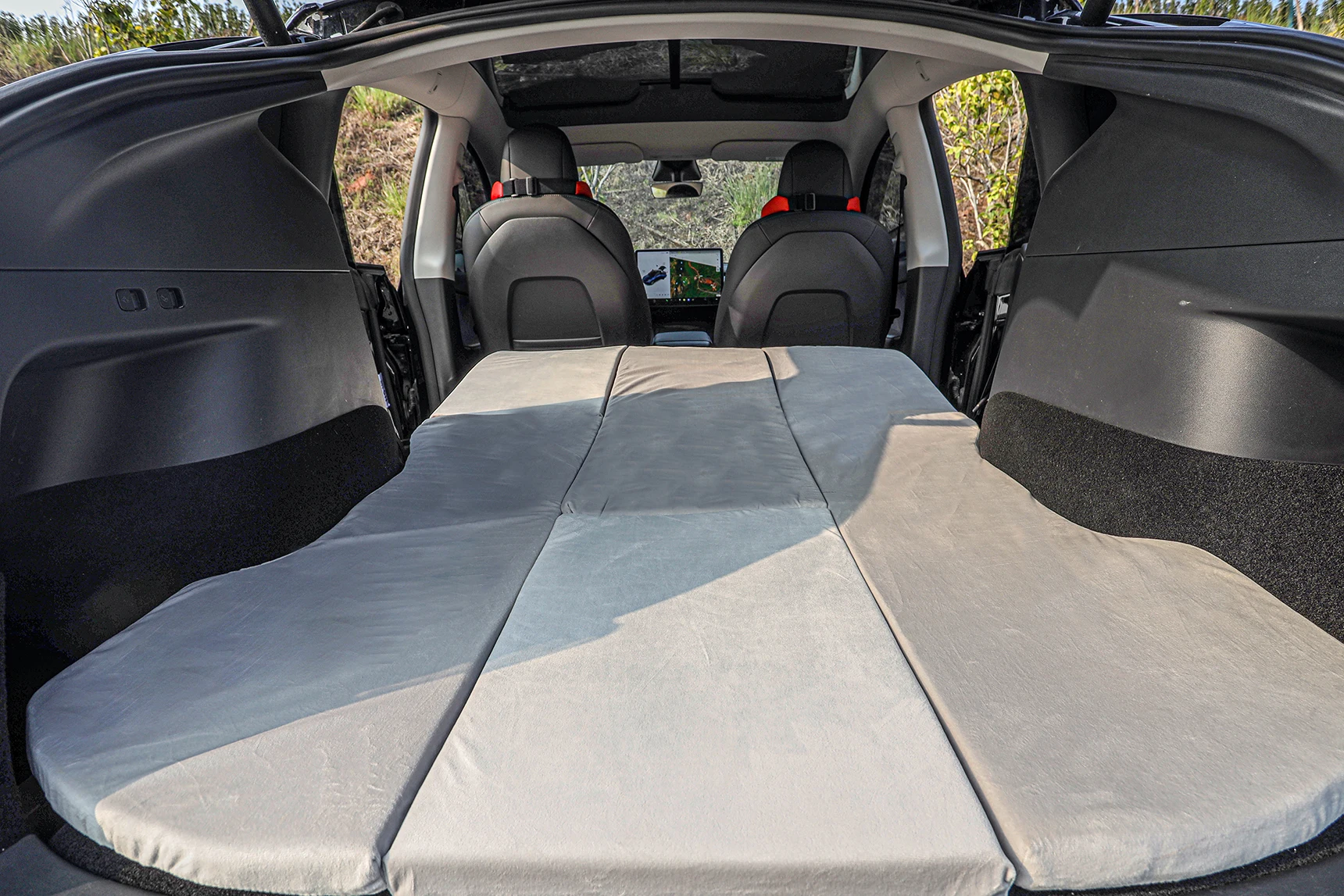 Non Inflatable Model Y Mattress For Tesla Model 3 SUV Portable Outdoor Camping Travel Mattess Durable Memory Foam Car Bed Pad