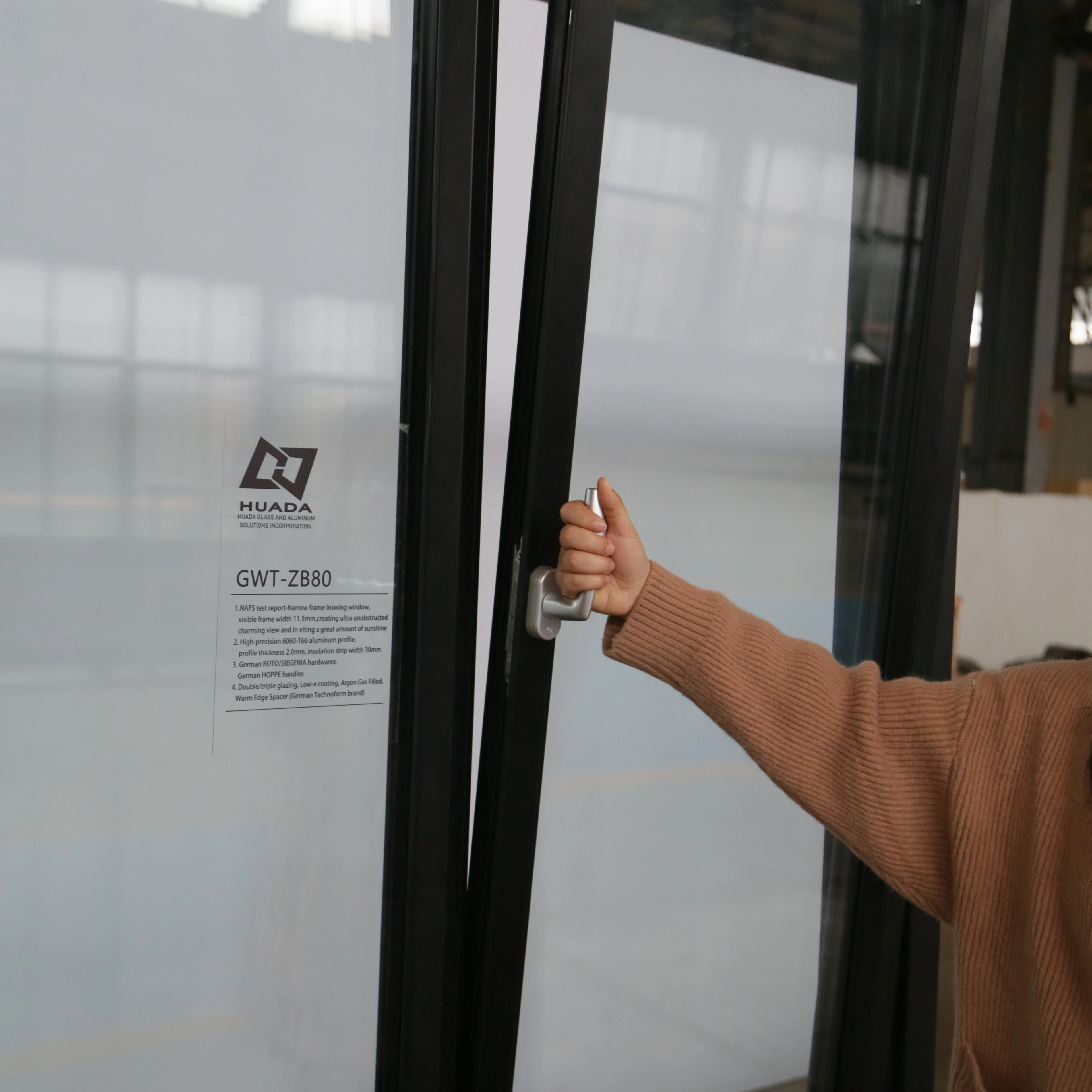 Streamlined Aluminum Fenestration: Energy-Efficient Casement Windows and Doors with Sleek Alloy Frames