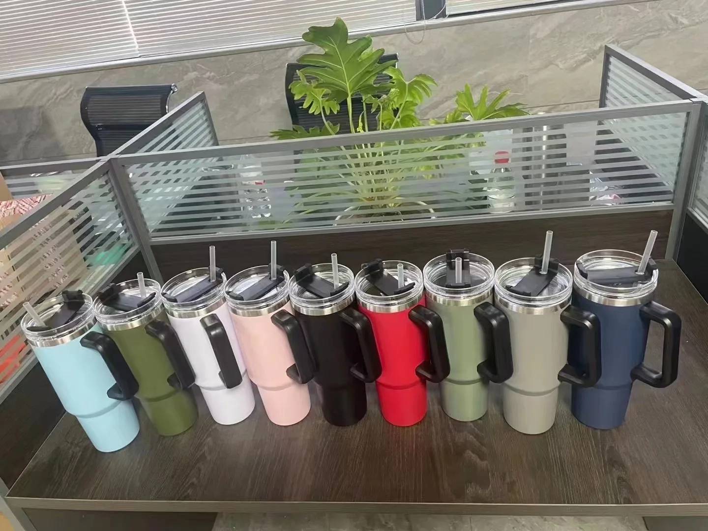 40oz tumbler (21).jpg