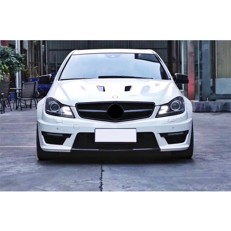 C63 AMG conversion body kit front bumper side skirts rear bumper body kit for Mercedes-Benz C class W204