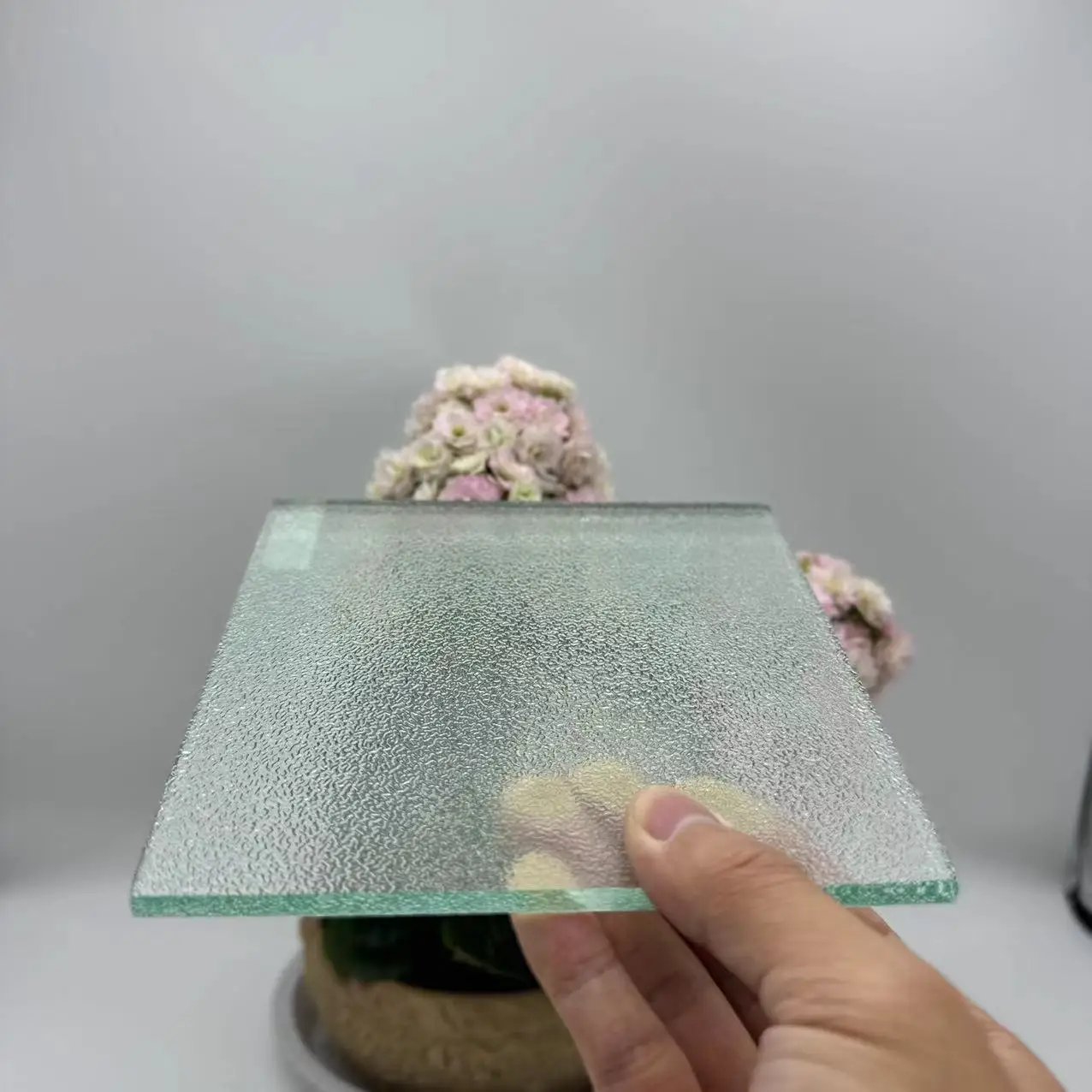 3mm,4mm,5mm,8mm super clear frosted patterned glass figured glass tempered grade wave mistlite karatachi cystle nashiji flora