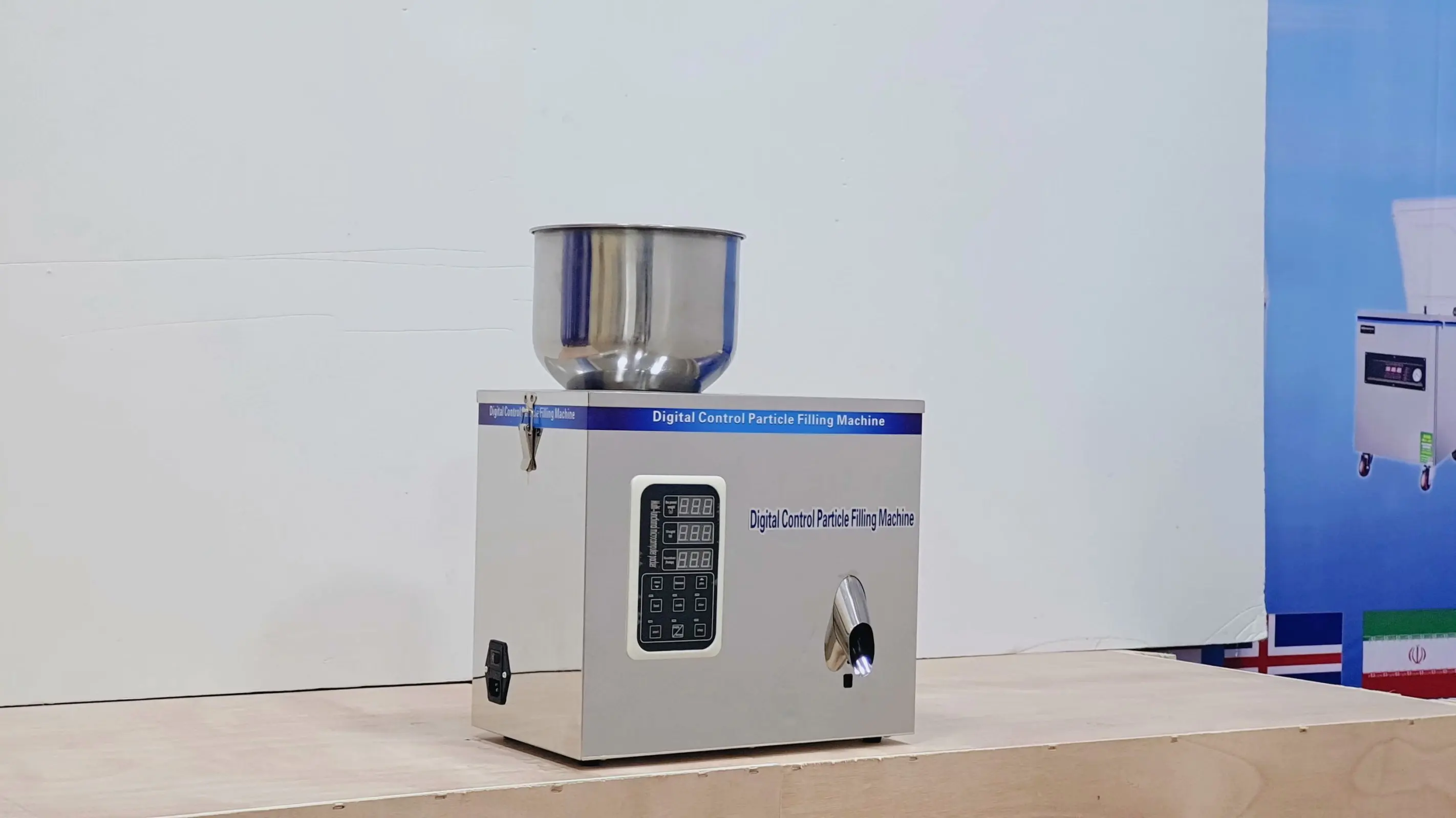 2021 1-30g Price rice weighing coffee filling machines tea bag packing machine