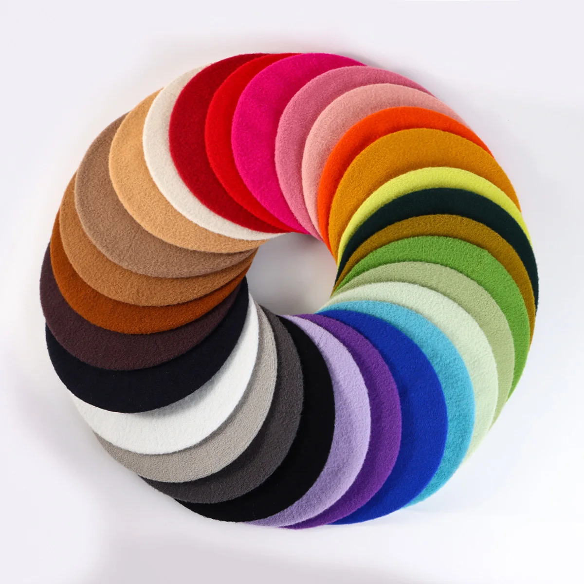 Hot Sale Factory-Designed French Beret Cap Customized Colors Soft Knitted Wool Berets for Adults Kids Winter Warm Beret Artists