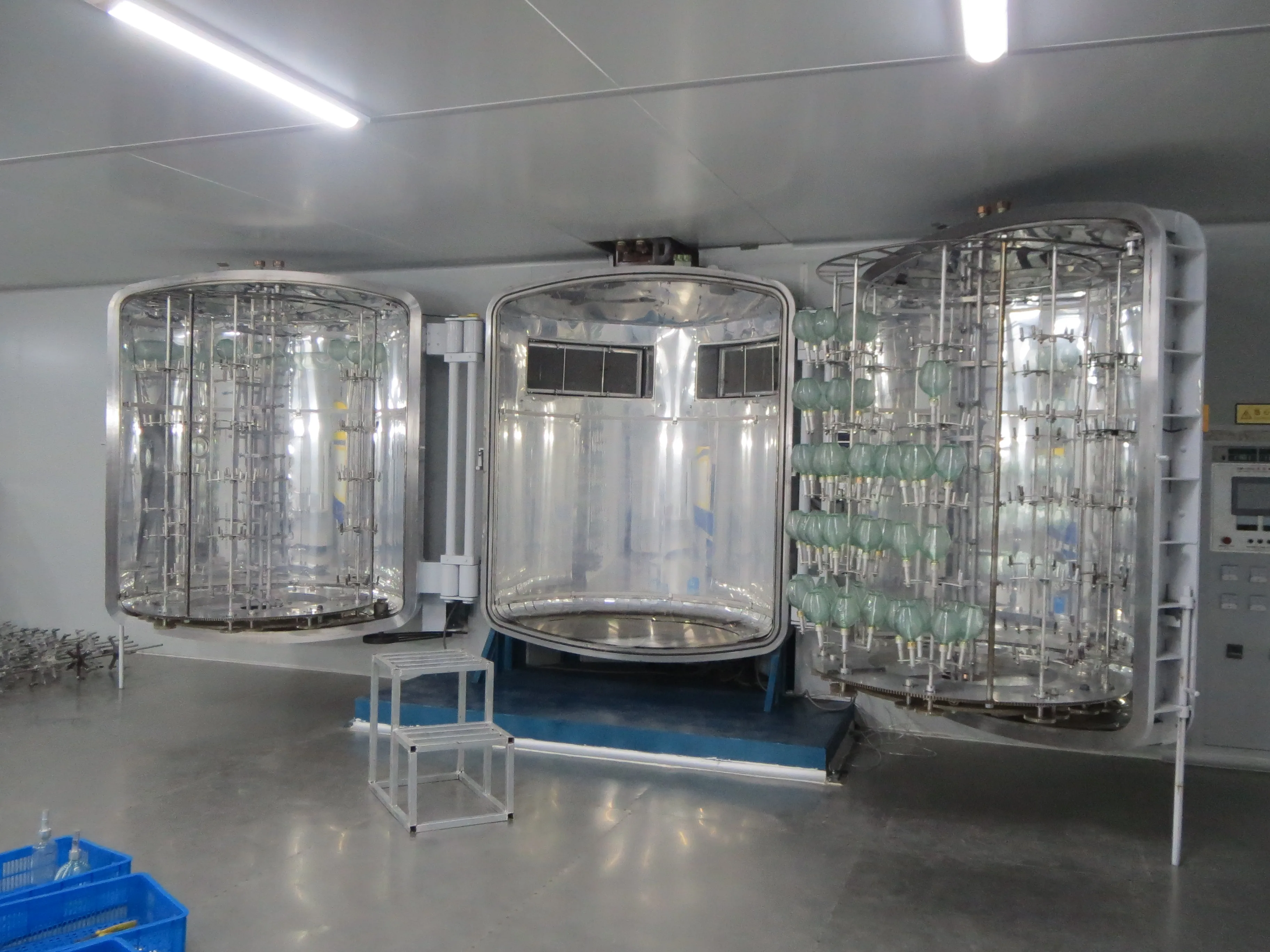 
gold plated vacuum bottle painting machine line 