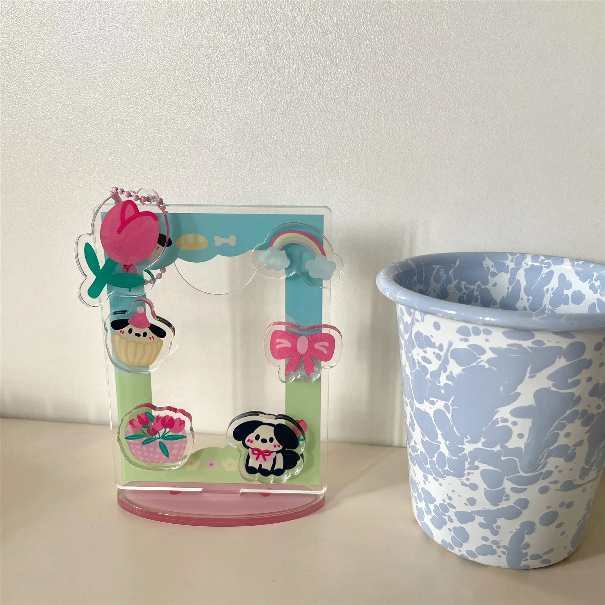 Wholesale customized printing kpop mini acrylic 2022 new design stand display photocard holder with keychain