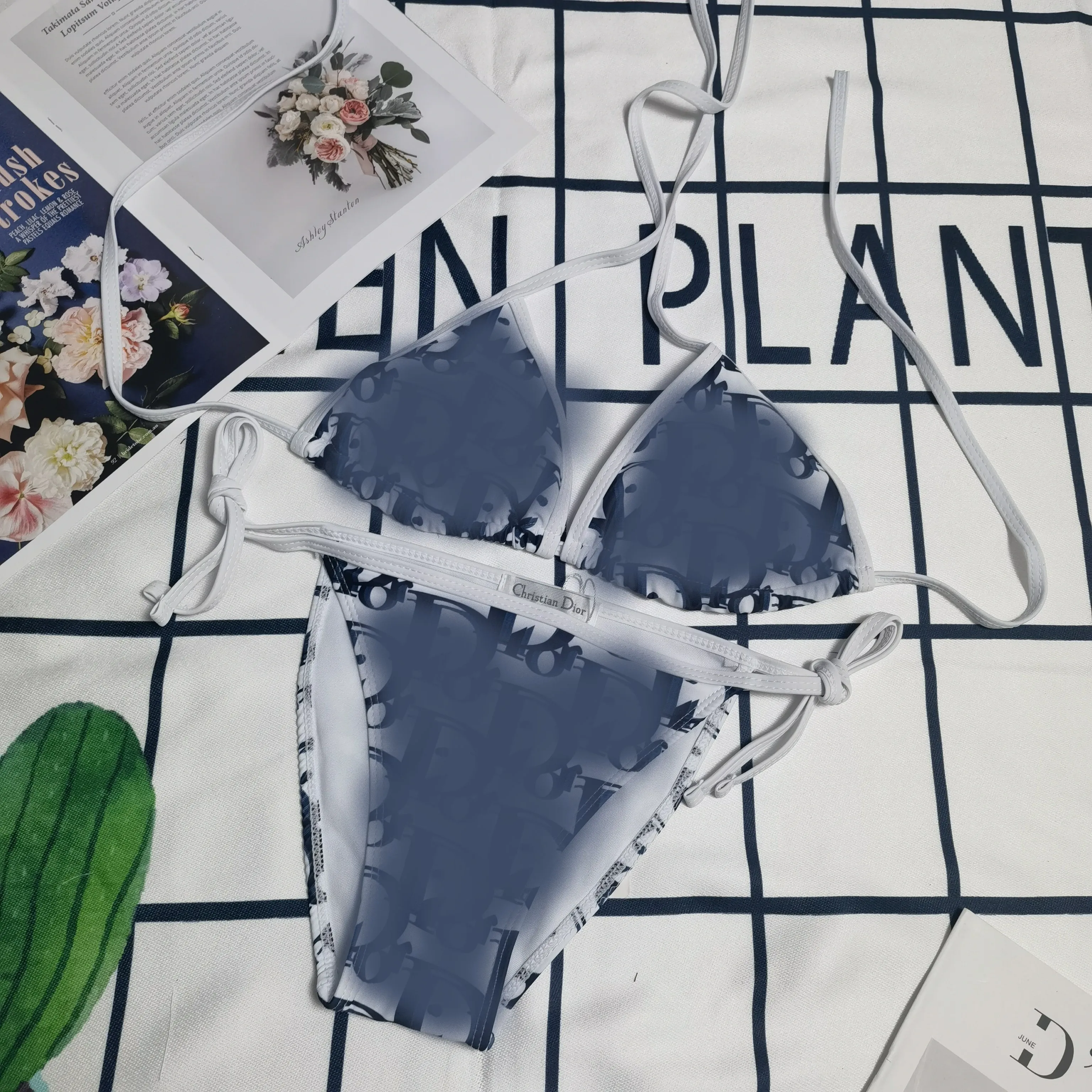 Famous brand plaid printed bikini feminine strap triangle split vacation swimsuit