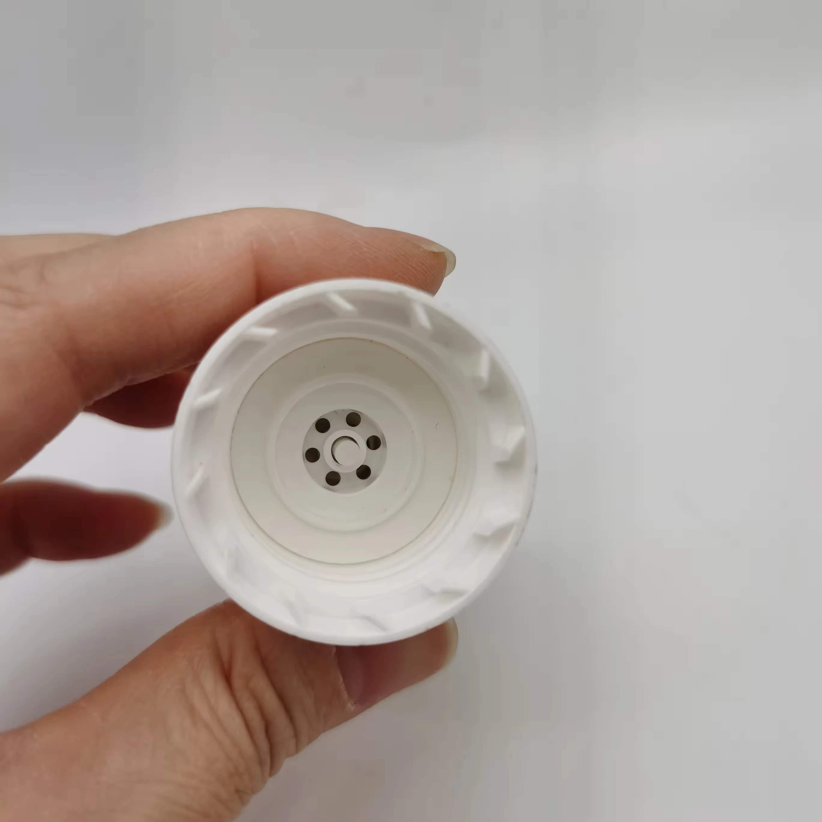 Pump  Valve  28mm  PP Material Plastic Pump  for Soap Dispenser   Liquid  Bottle