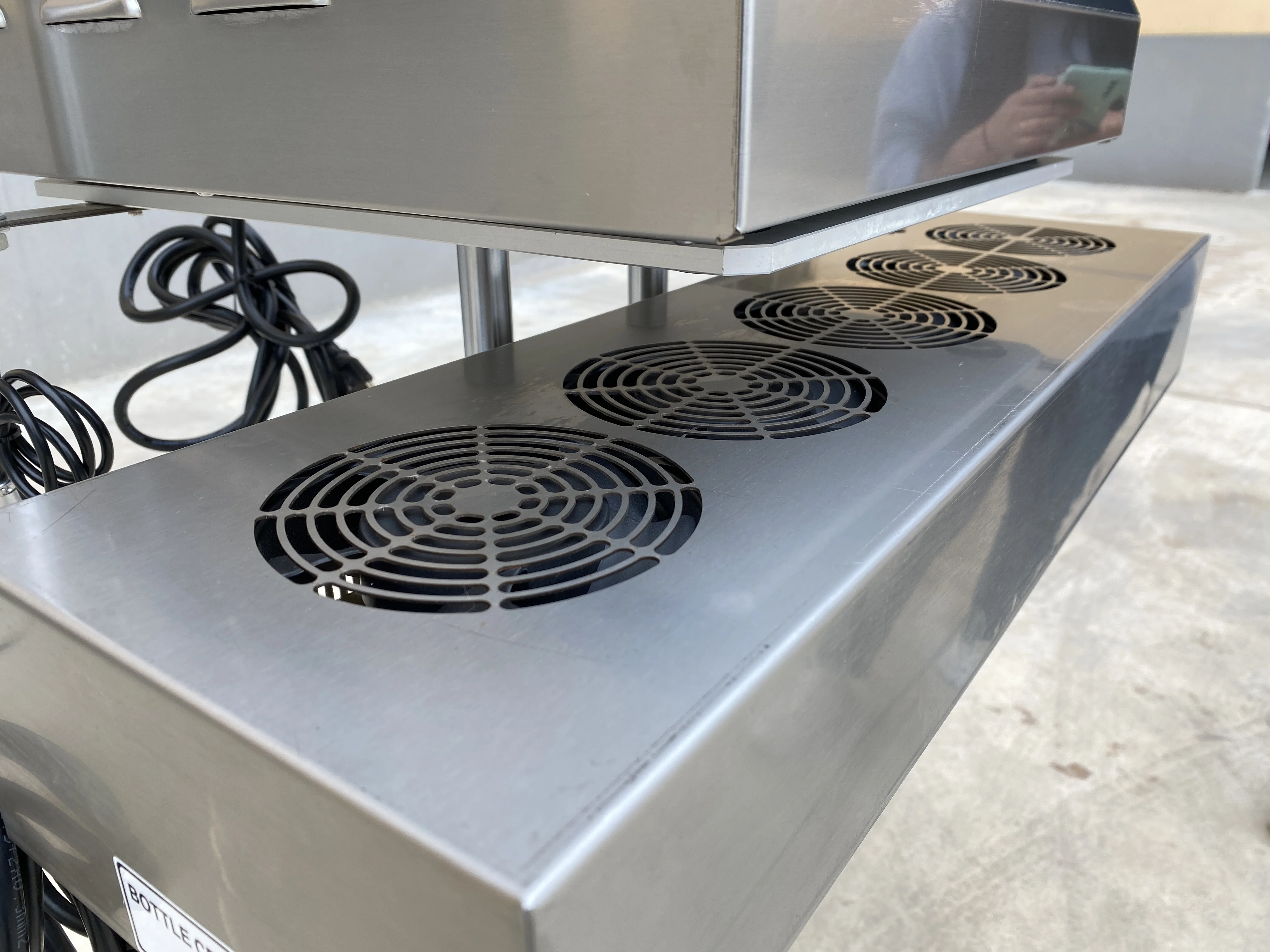 Automatic cap aluminum foil induction sealing machine sealer equipment for caps