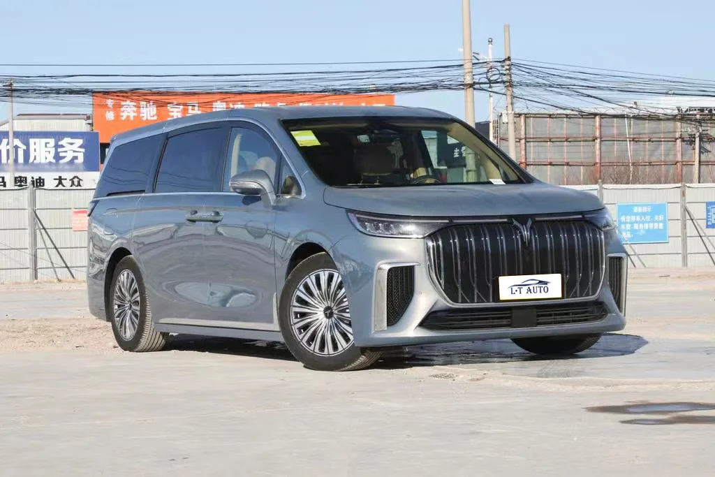Новый электрический автомобиль с роскошным сиденьем для дома и бизнеса