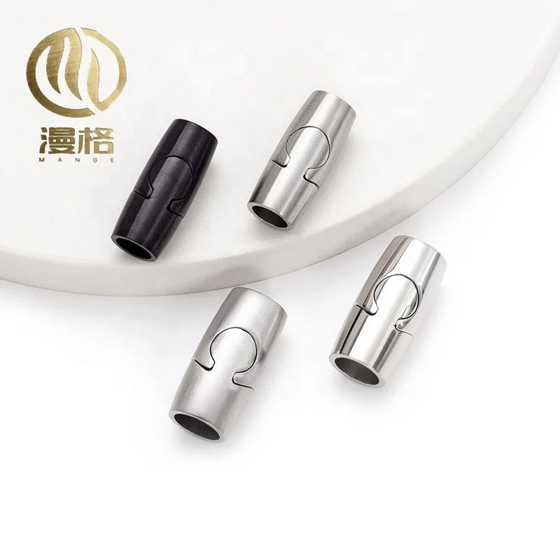 Silver bucket screws stainless steel have designs made with snap-on string bracelet jewelry