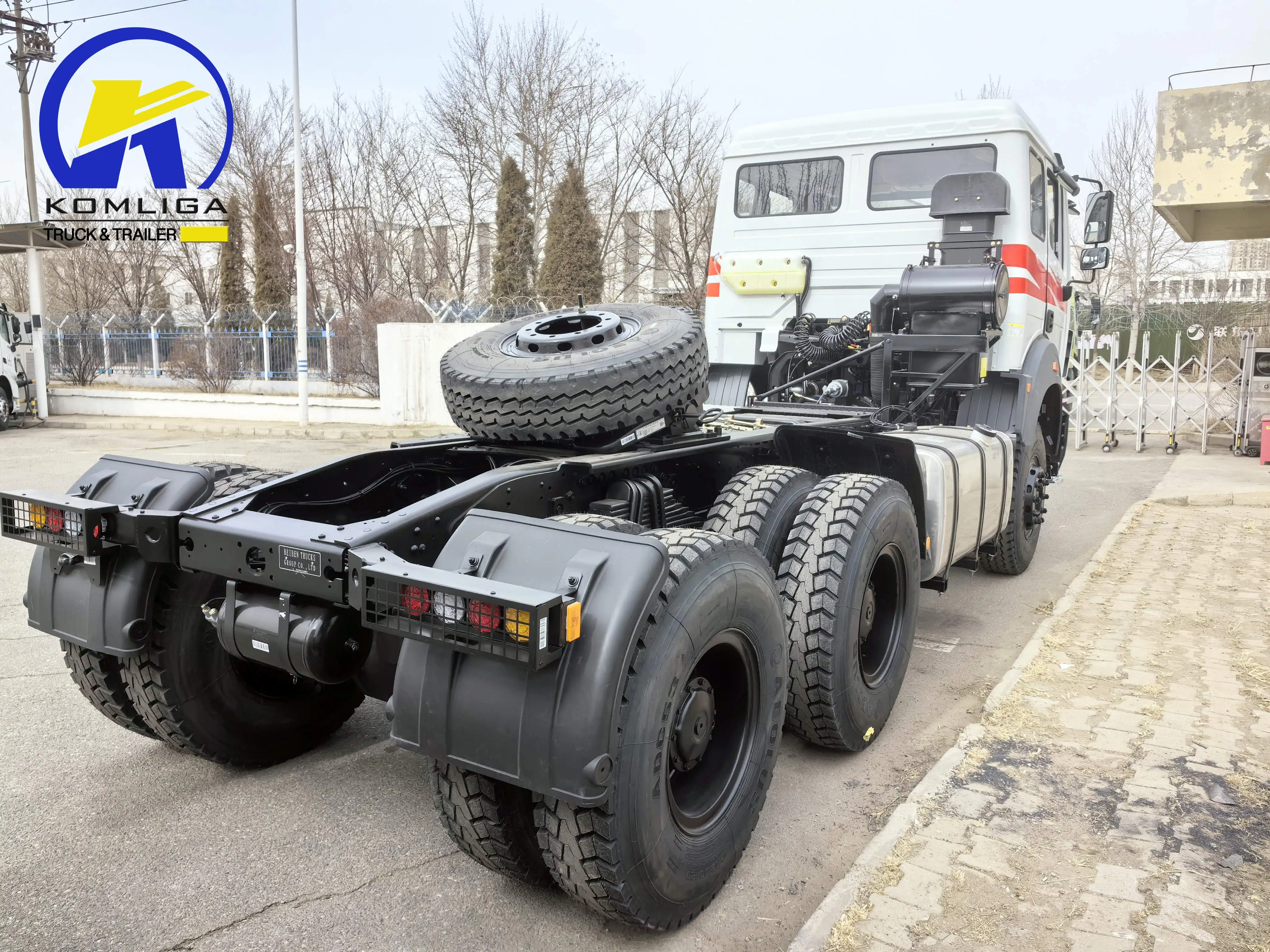 Beiben 6x4 6x6 380hp 420hp Tractor Truck Prime mover semi trailer truck head North Benz 10Wheels Towing Truck For Sale