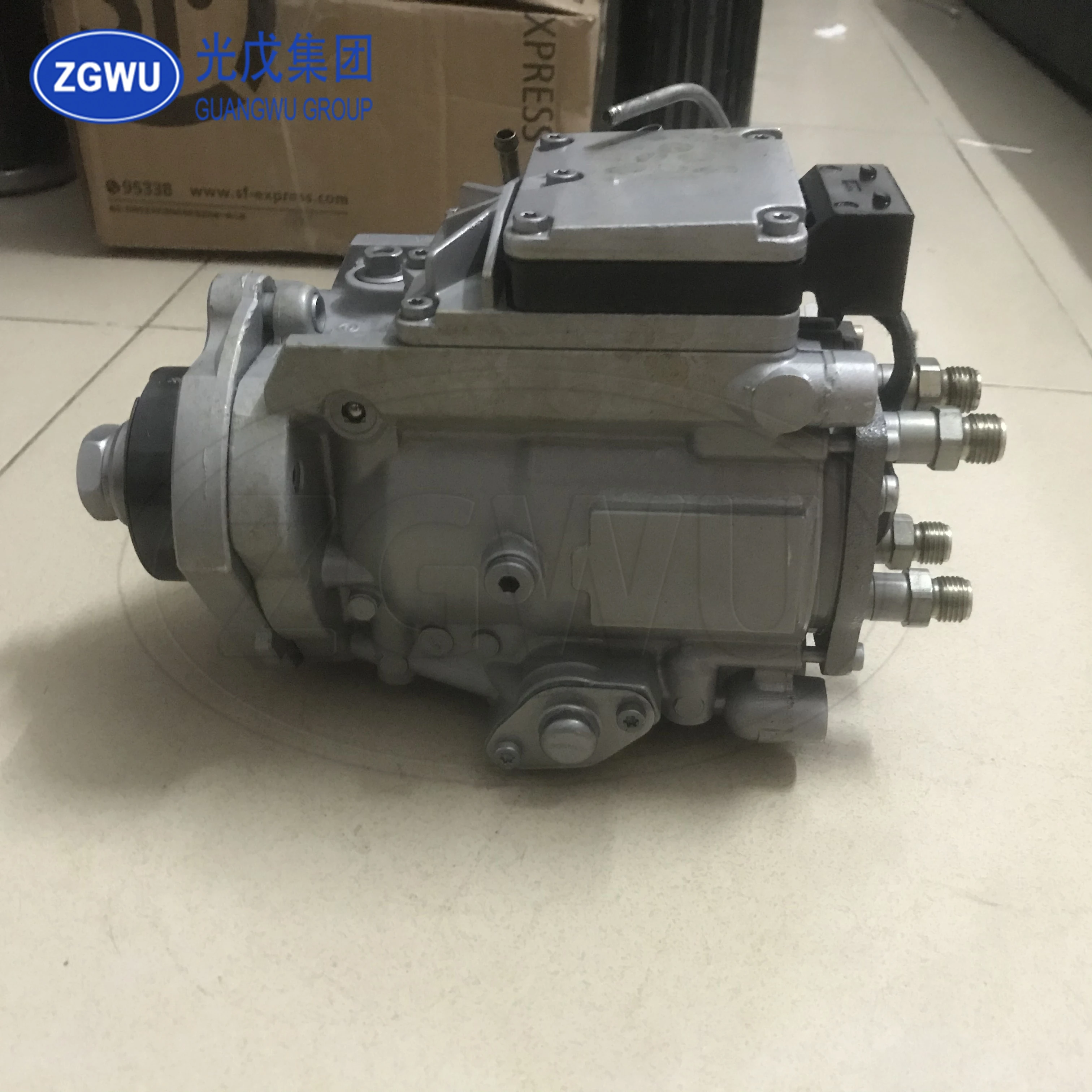 Оригинальный новый топливный насос для NISSAN ZD30 16700-VG100 16700-VW201 109342-4026 109342-4024