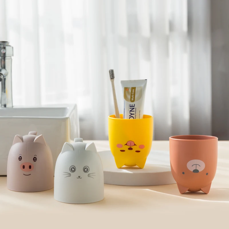 Пластиковая кружка для чистки