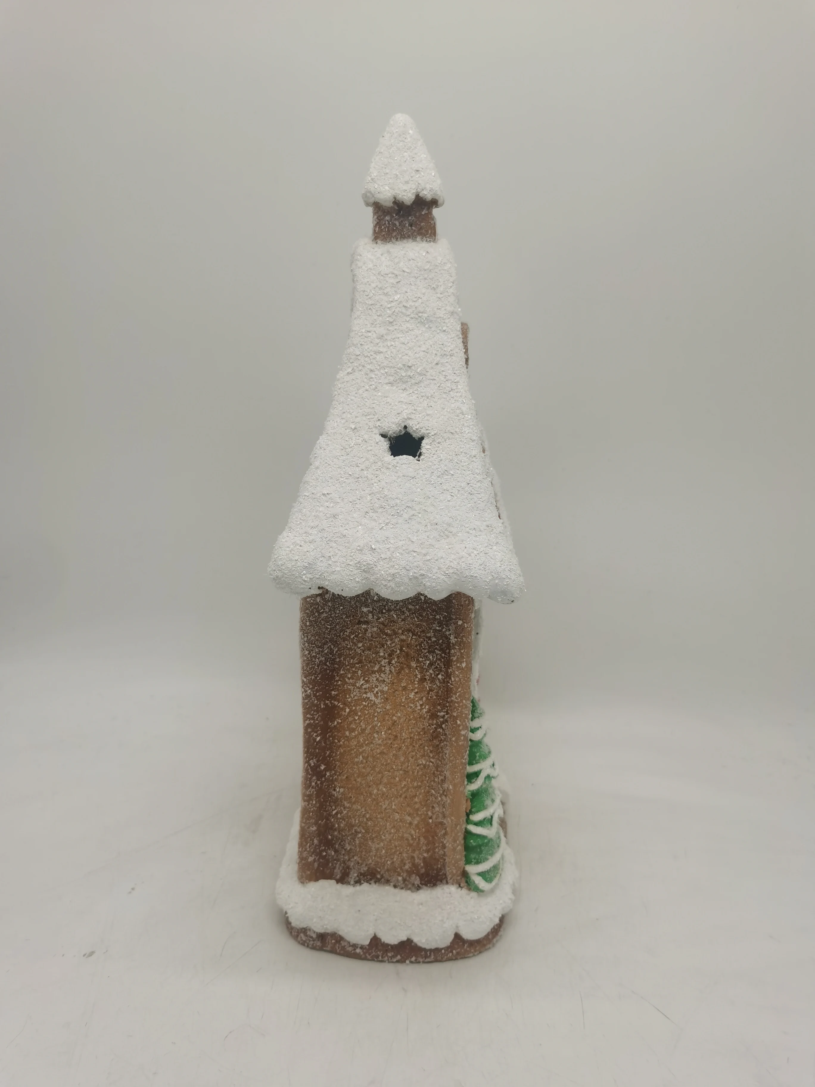 MGO Polystone Polyresin Resin Gingerbread Christmas Xmas House Deco with LED 3*AAA Battery Needed