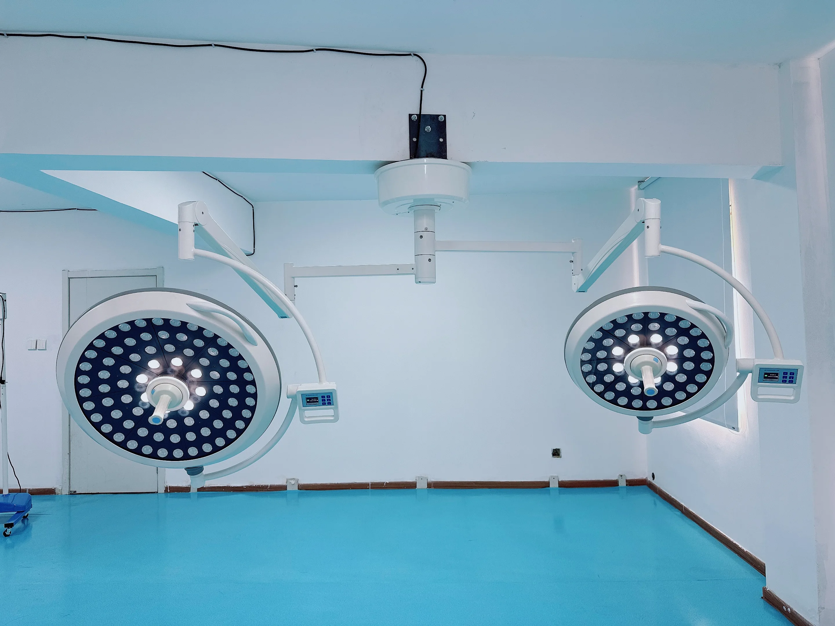 Shadowless Led Operation Lighting OT Light Theater Lights 5 Reflectors Surgery Operating Theatre Room Ceiling Lamp