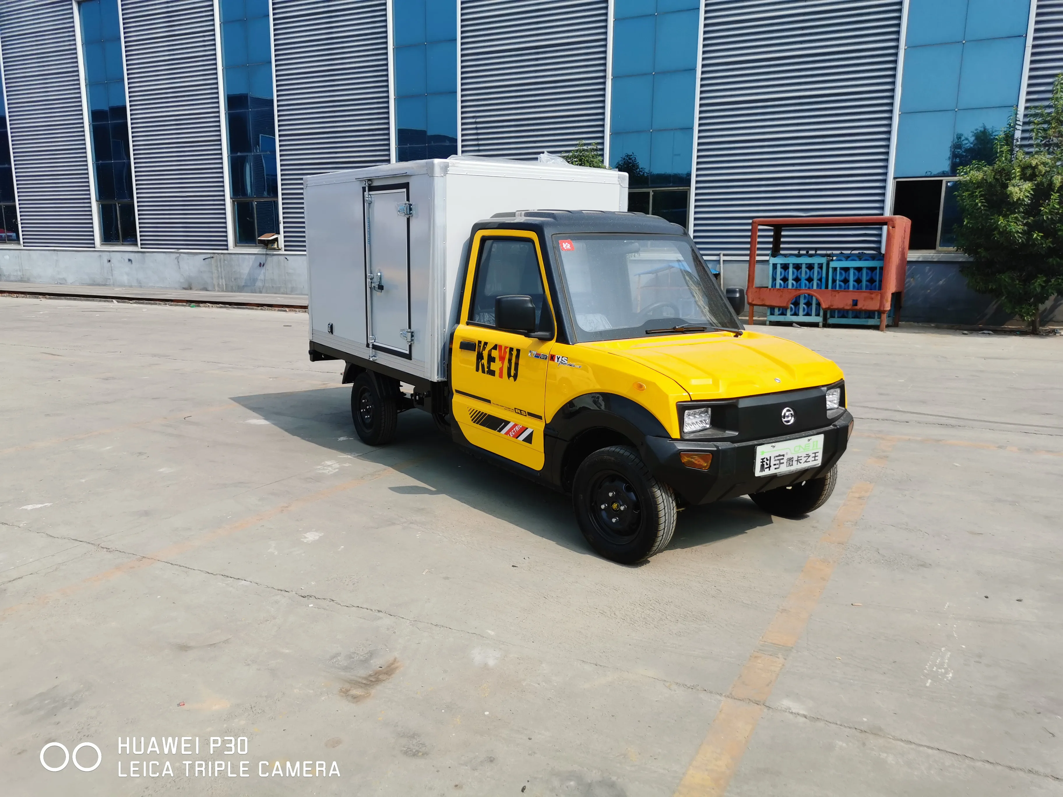 Недорогой электрический маленький фургон 4x4 грузовой пикап на продажу