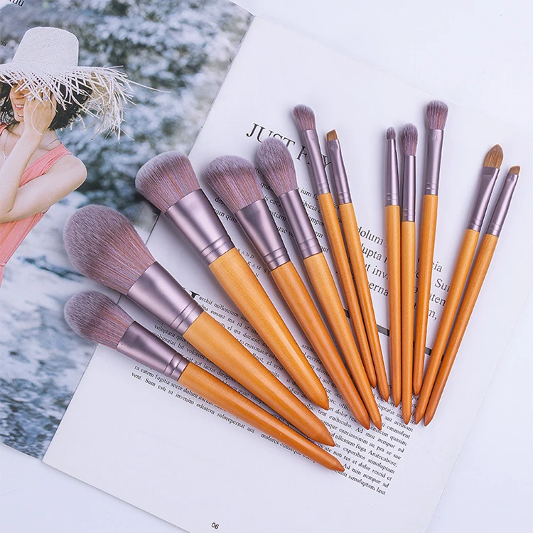  Деревянной ручкой нейлон волос скошенная кисть для румян стиль веганских материалов набор кистей макияжа из синтетического волокна