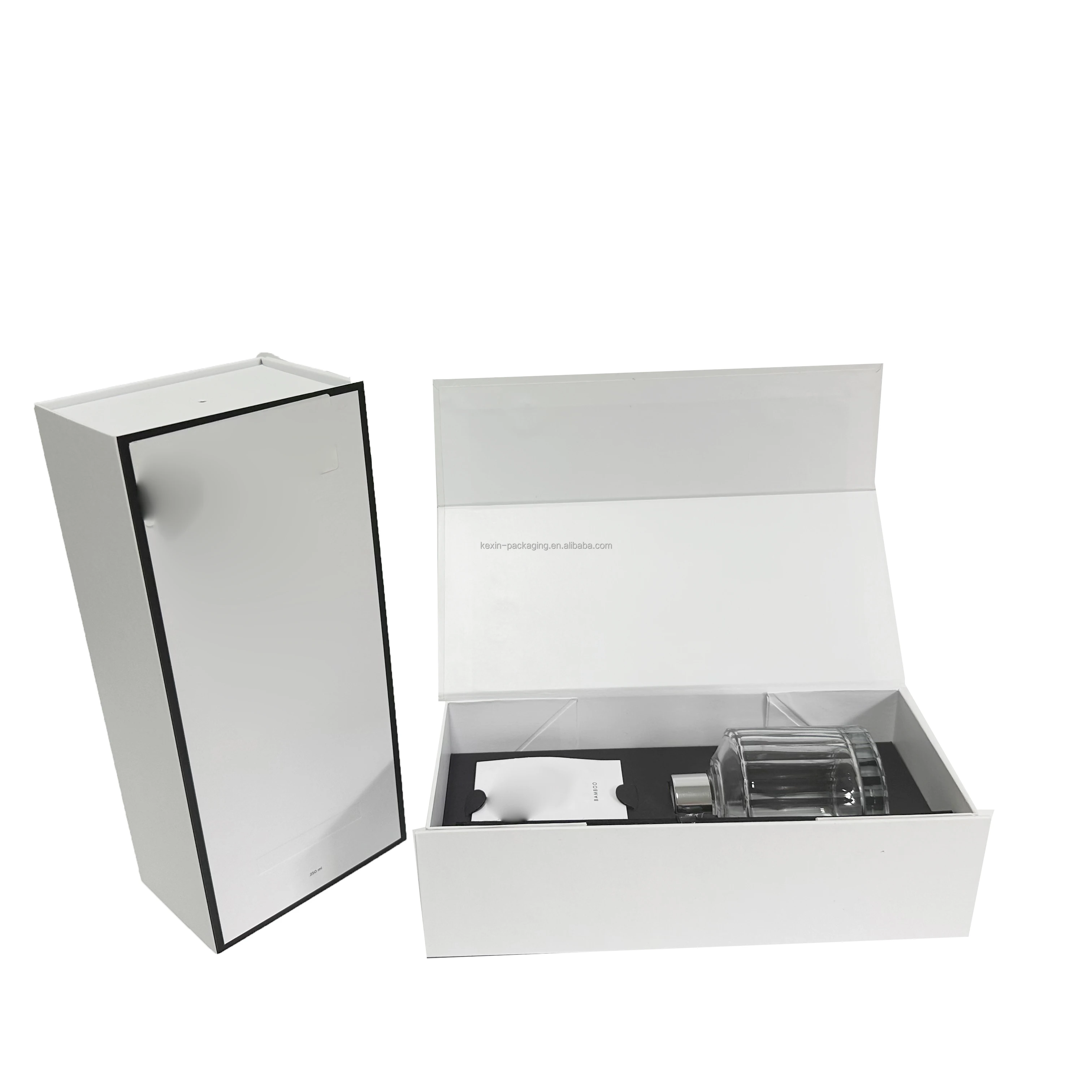 Luxury Gift Boxes With Magnetic Lid Elegant Bridesmaid Gift Box White Candle Set Custom Gift Box Packaging