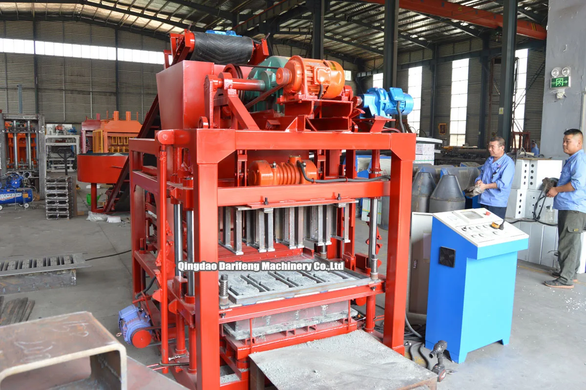 QT4-28  Semi-automatic Concrete Brick Making Machine Block Machine Bricks Production Line For Sale