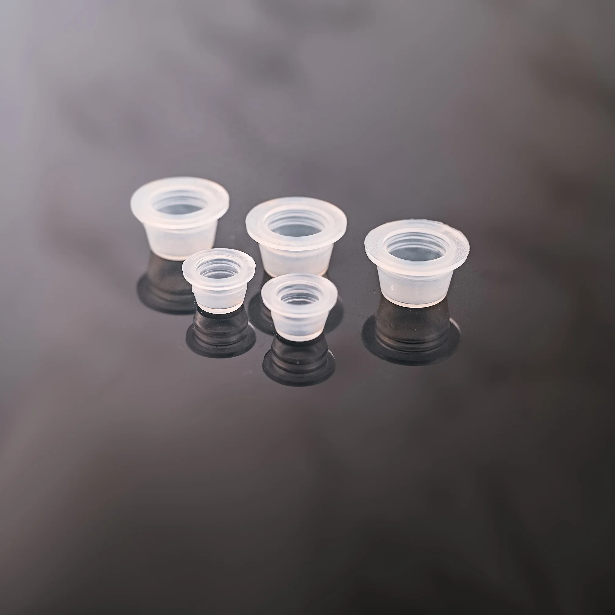 20mm 24mm 28mm Wholesale Inner Plug Plastic Bottle Cap Bottle Insert Stopper Plastic Plug For Bottle