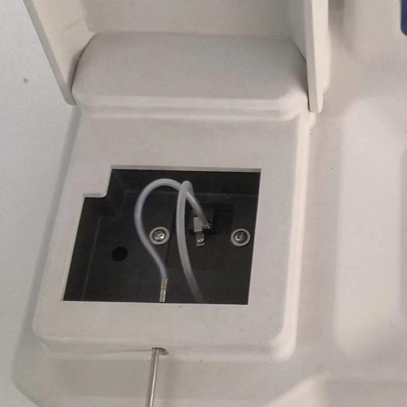 BIOBASE Semi-auto Chemistry Analyzer with 20 incubating positions Semi-auto Chemistry Analyzer for Clinic