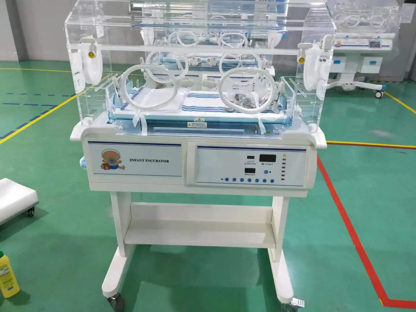 BIN-3000A 2023 Newborn Infant Radiant Warmer Baby Care Temperature Incubator Device Neonatal Infant Incubators