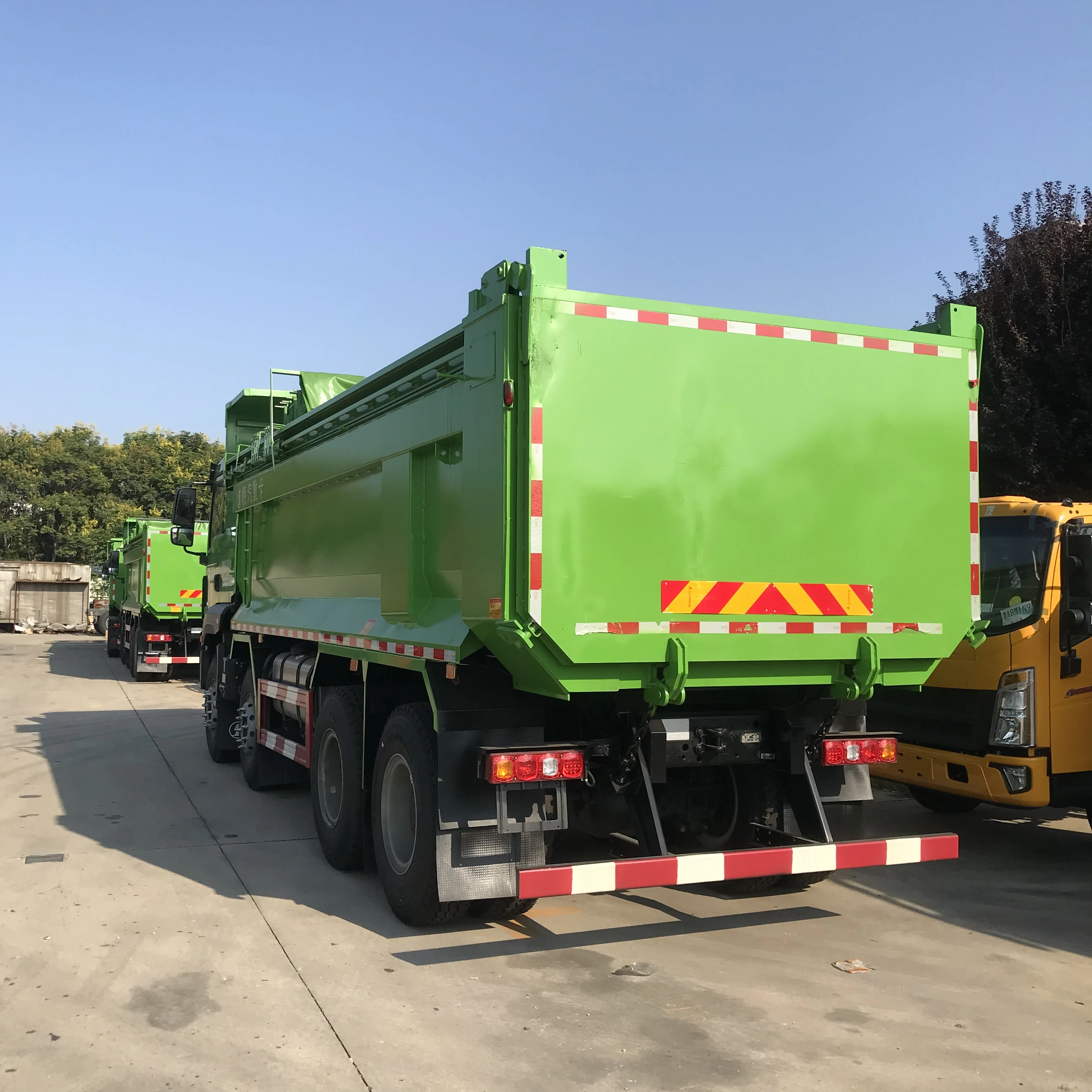 Shacman 375HP 371HP 10 колес 12 колес 6X4 8X4 LHD Rhd самосвал разгрузка