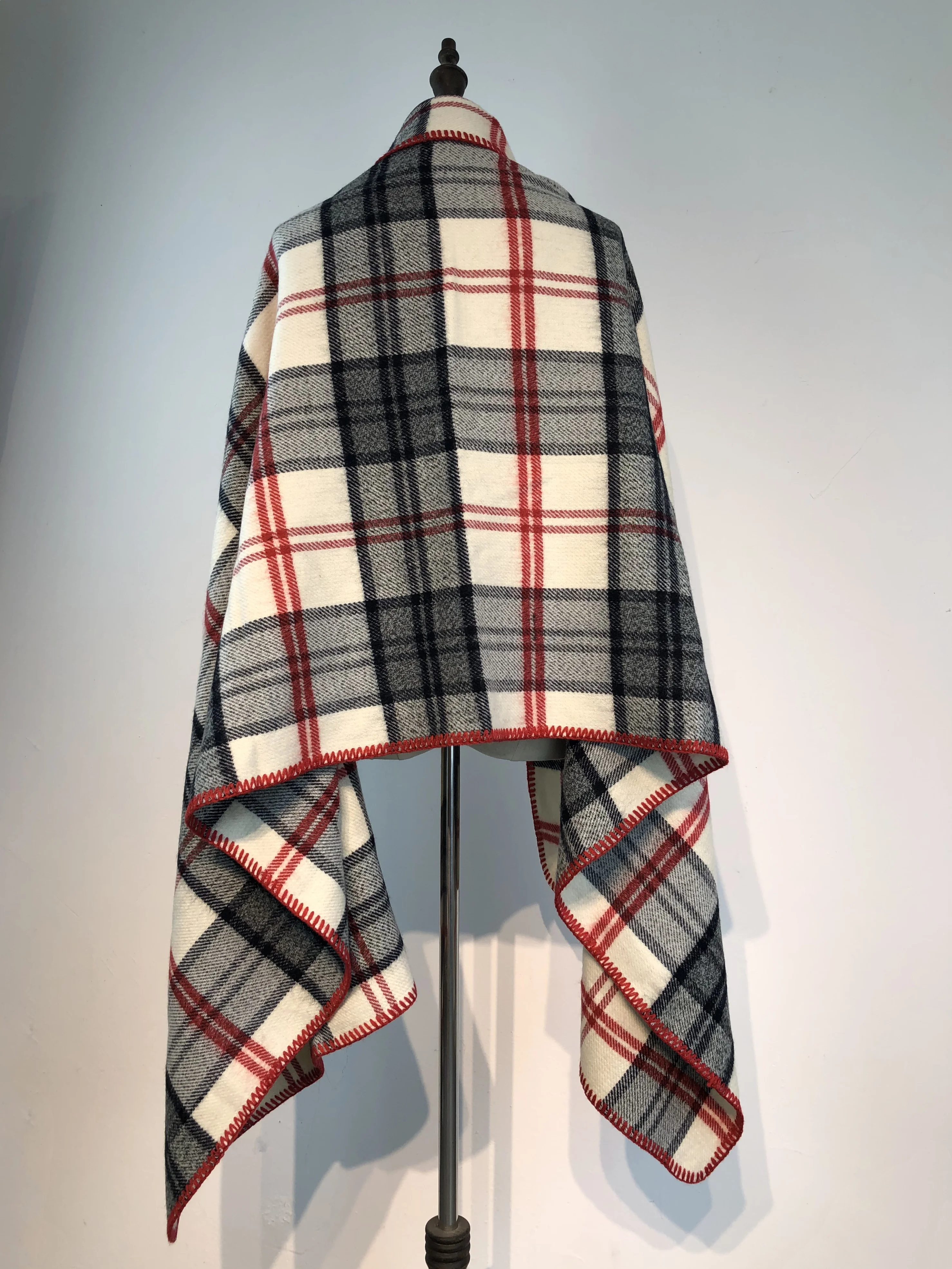 Super Soft Office Nap Shawl Cover Wearable Blanket