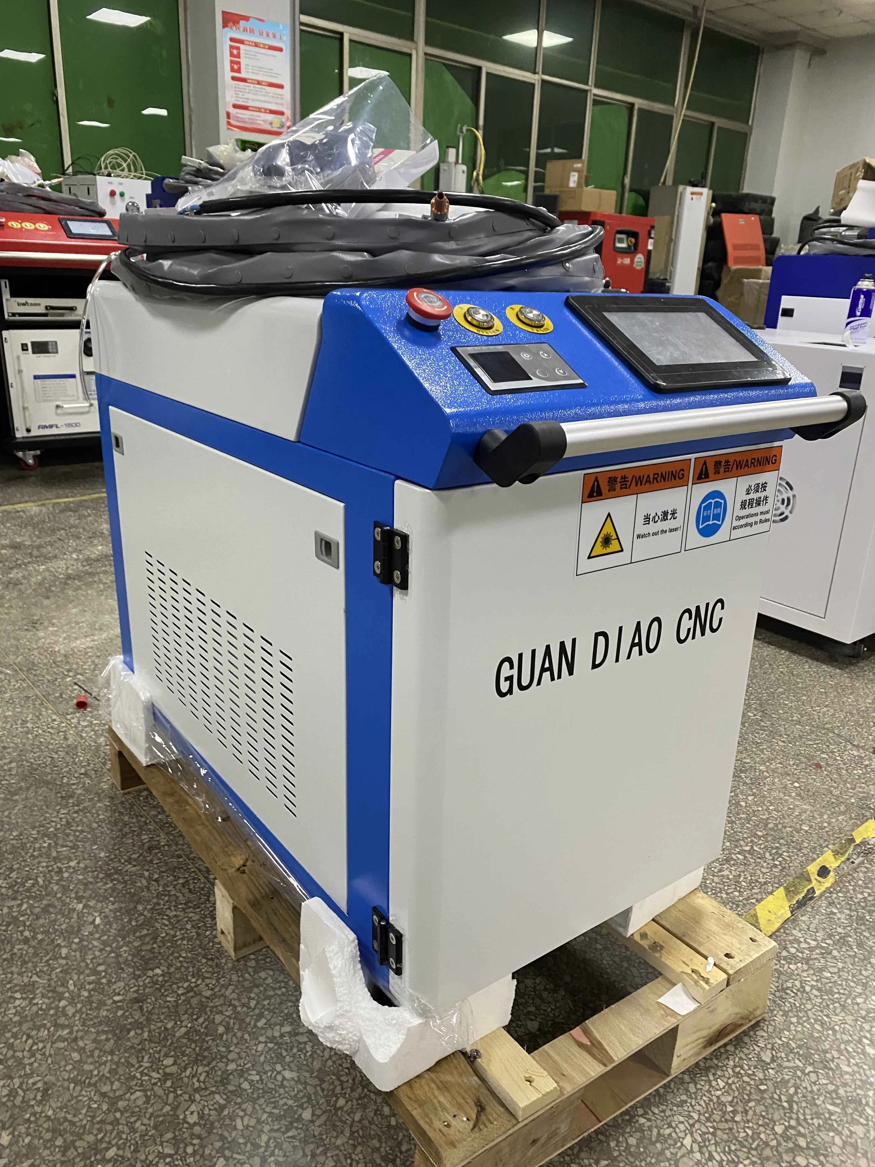 Portable Laser Welding Machine 2000w Fiber 3 in 1Handheld Laser Welder 1000w for metal Stainless steel Aluminum