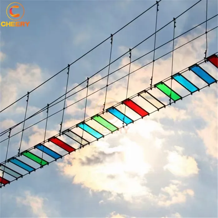 Пользовательские горное живописное место на открытом воздухе приключение курортное парк развлечений стеклянный приключенческий мост