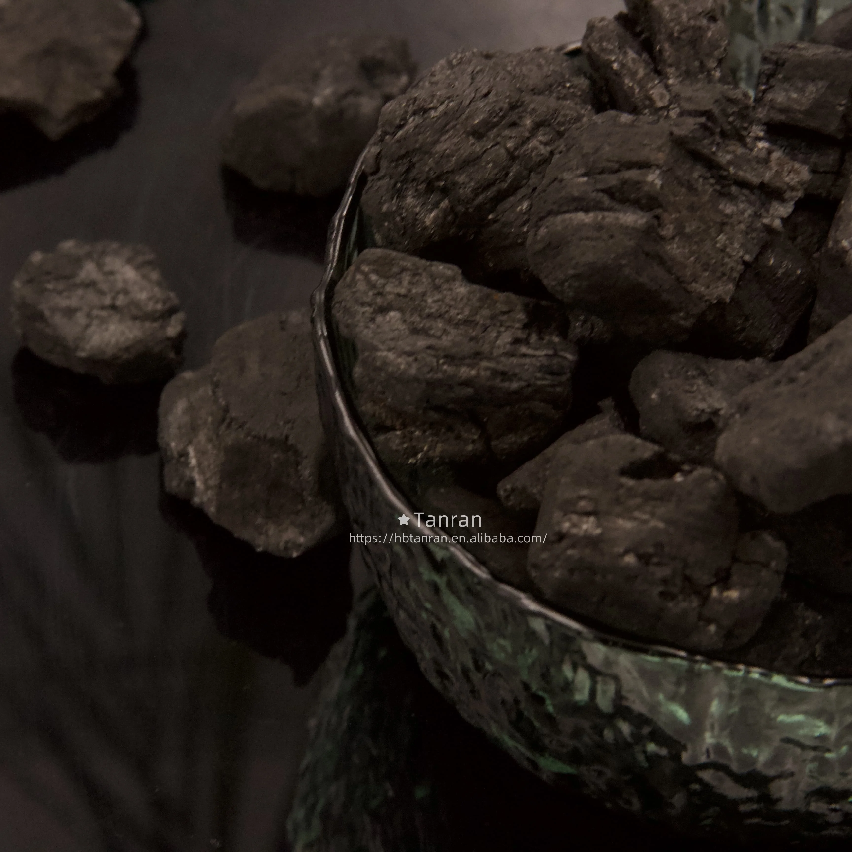 High  good density and  stability Blast Furnace Low Ash Hard Coke Foundry Coke Used As Coke Fuel In Smelting Iron tan ran brand