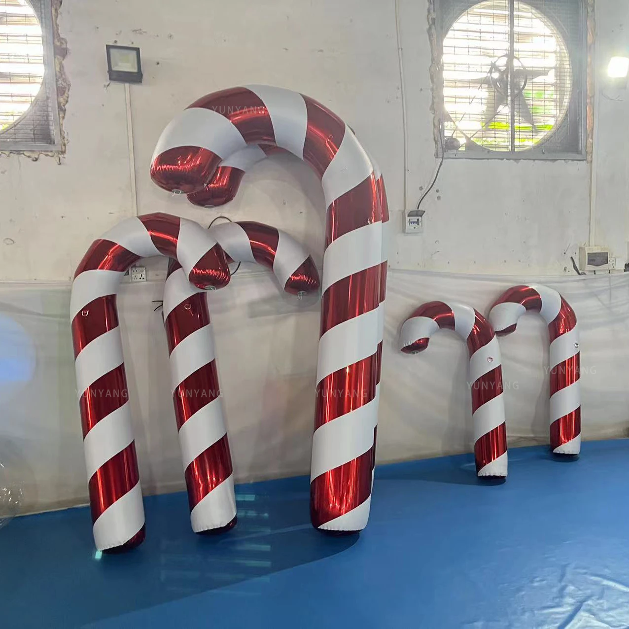 Giant 120/180/220cm PVC Decoration Christmas Inflatable Led Inflatable Walking Candy Cane Costume for Parade Performance