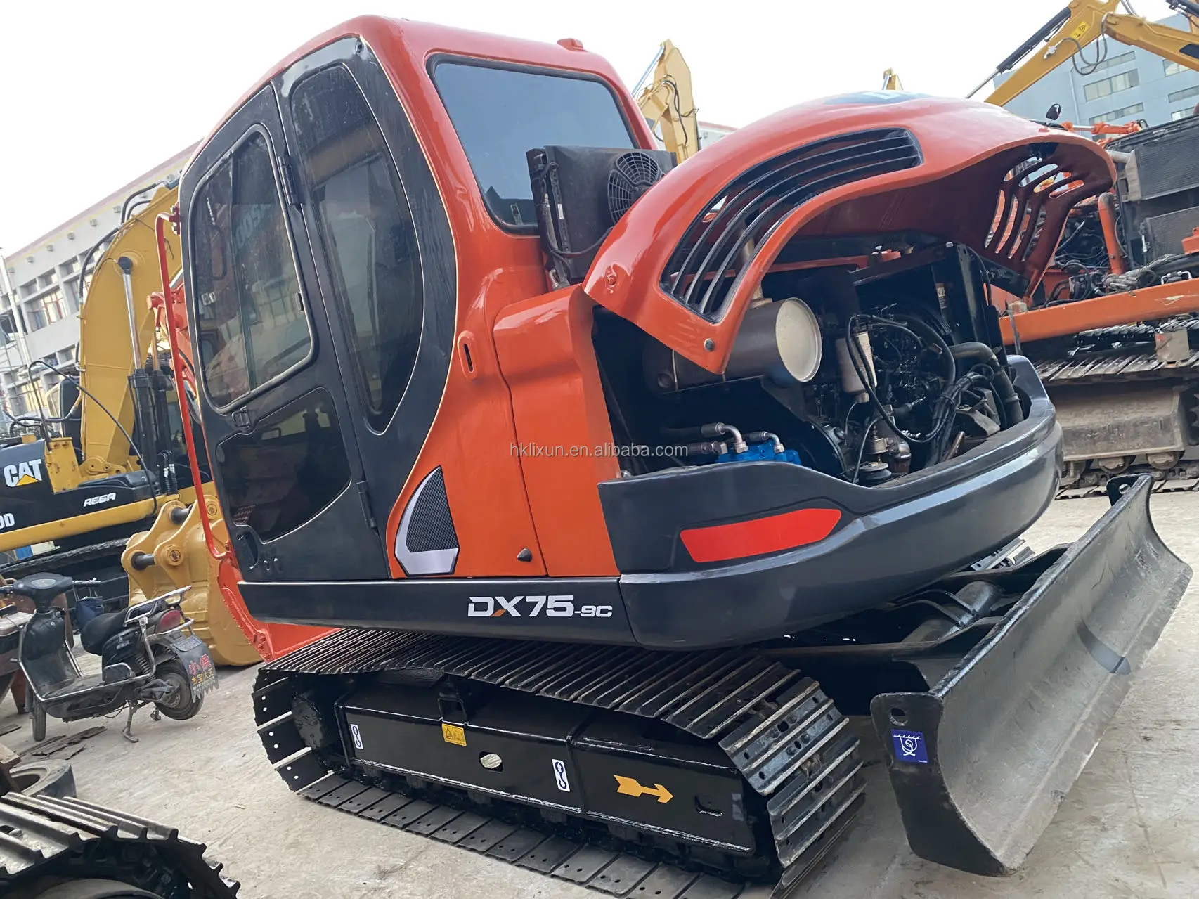 Используется 7 5 тонный мини-экскаватор Doosan DX75 низкая цена хорошее состояние небольшой гусеничный экскаватор для продажи